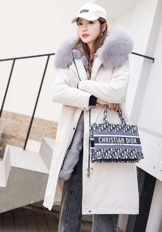3281398952_zhenskaya-parka-iz