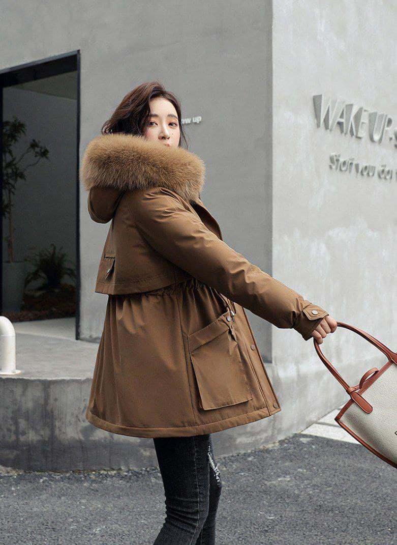 3285296508_zhenskaya-parka-model