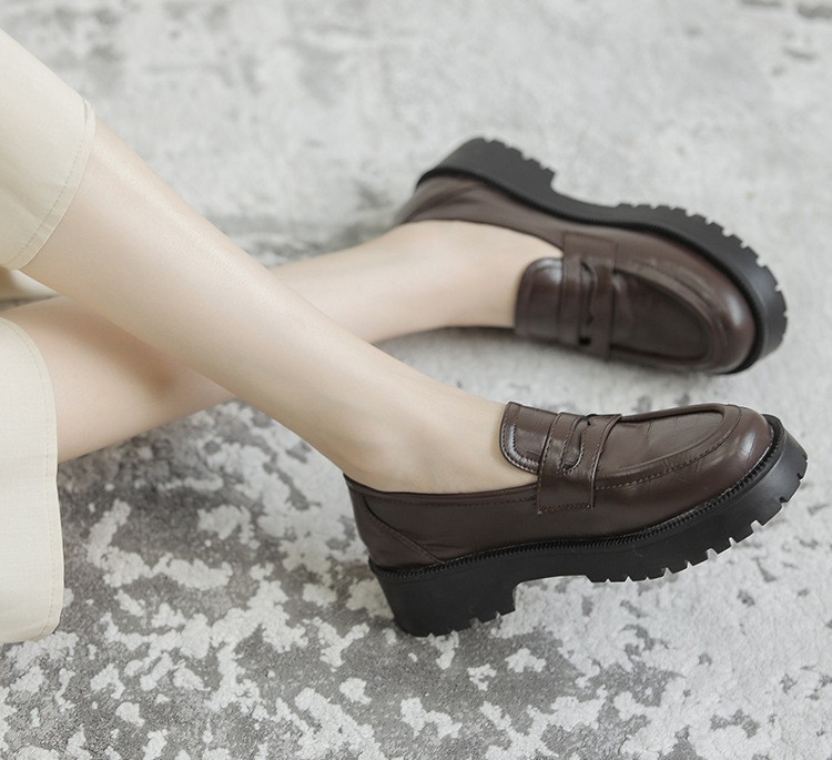 3335939977_zhenskie-lofery-model