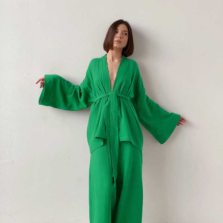 3436015765_zhenskaya-pizhama-model
