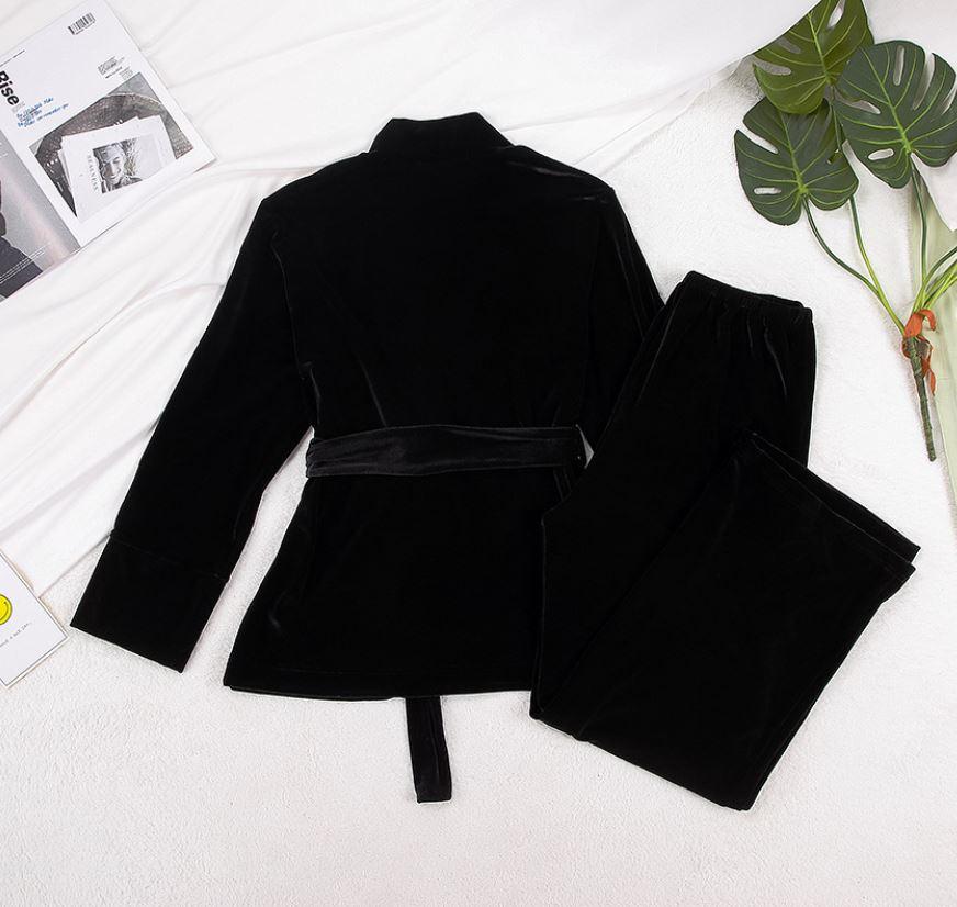 3436856517_zhenskaya-barhatnaya-pizhama