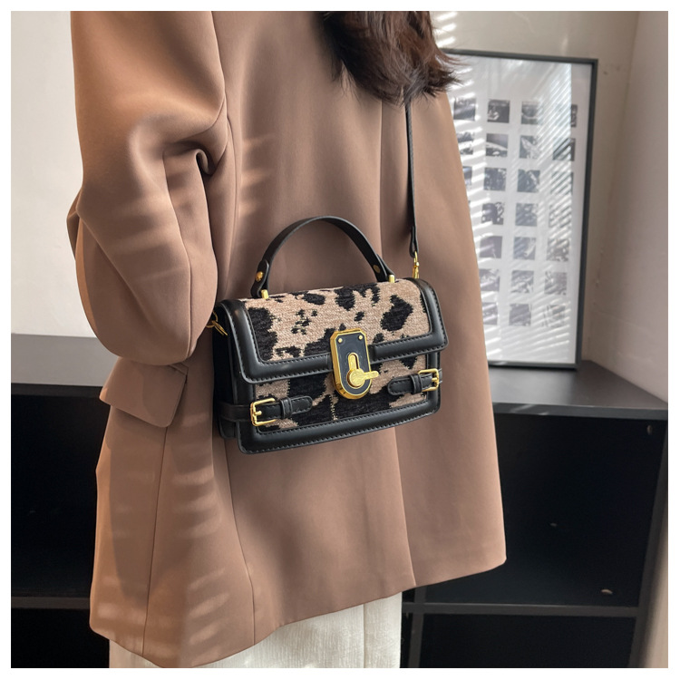 O1CN017absER1J53MmwD0sz_!!2549750976-0-cib
